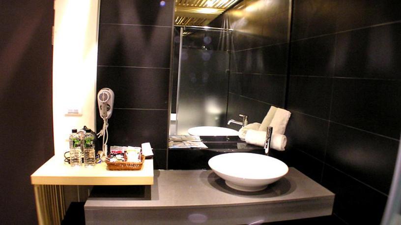 Roppongi Motel Pingtung Ngoại thất bức ảnh